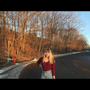 Meet your Posher, Yanka